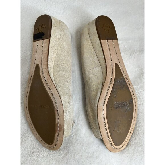 Donald J Pliner Gold Peep Toe Flats With Embellished Front Womens Size 7.5 - Picture 8 of 9